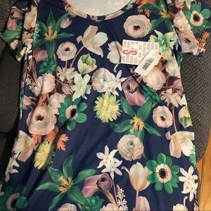Floral Lularoe small nwt Classic t